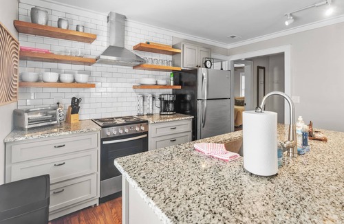 Germantown House | Beautiful renovated home minutes to downtown perfect for a family or batch trip