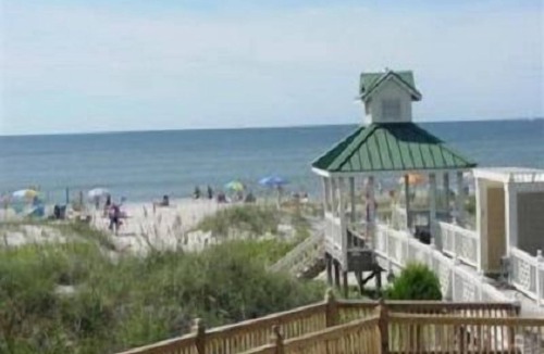 St. James Condo | Beautiful Southport, Golf Frontage & Oak Island Beach club .New Quartz counters