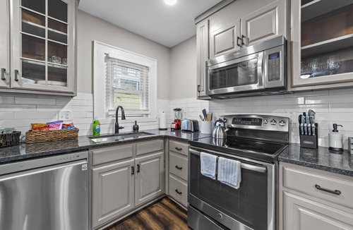 Downtown Greensboro House | Beautiful spot in downtown