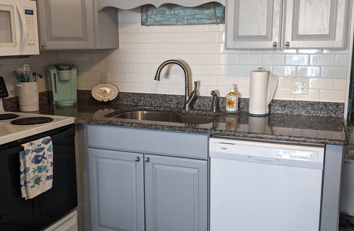 North Carolina Coast Condo | Beautiful Top Floor Oceanfront Condo, Breathtaking views from oceanside balcony