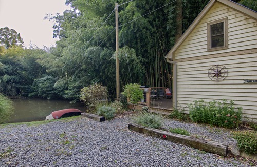 Skyland Cabin | Beautiful Waterside Cabin (2), Great Location, View, 8 Min To Downtown, Biltmore