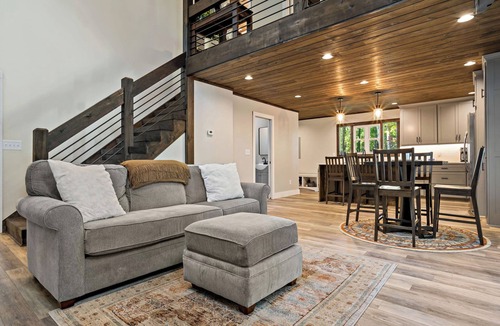 Vein Mountain House | Beautifully crafted mountain home nestled in the Blue Ridge and South Mountains.