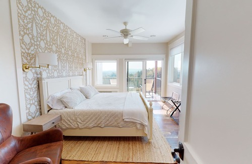 Westfield Cabin | Bedroom 9 - The Big Creek Lodge