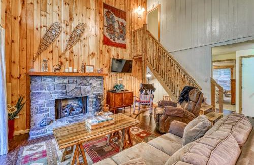 Sugar Mountain Apartment | Bee Branch 24