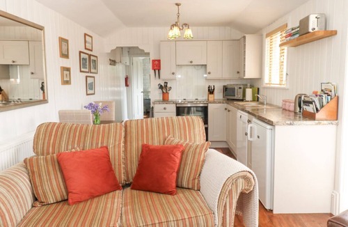 Castleton House | Bee Garth, Castleton