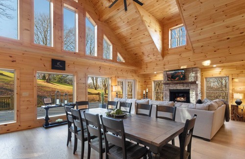 Beech Mountain Cabin | Beech Mountain Cabin on Golf Course