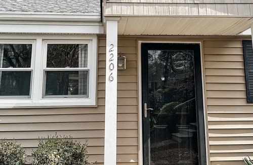 Southwest Raleigh Condo | Benny's Bungalow- ITB Five Points End Unit Condo! Family and Pet Friendly