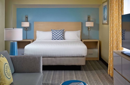 Gunter Afs Hotel | Best Place to Stay in Montgomery! Onsite Pool, Pets Allowed, Free Parking!