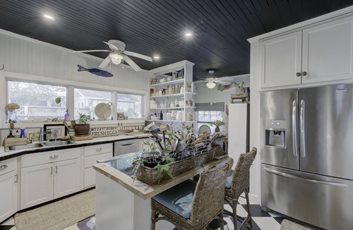 Swansboro Cottage | Best Porch in Swansboro! 1 Block to Front Street. Dog friendly.