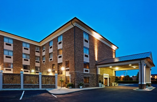 Pineville Hotel | Best Western Plus Pineville-Charlotte South