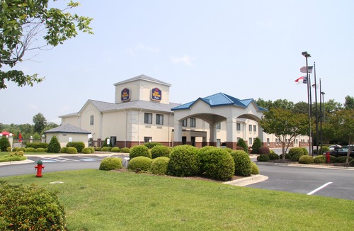 Greenville Hotel | Best Western Plus Suites Greenville