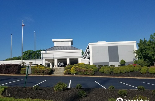 Winston - Salem Hotel | Best Western Plus University Inn