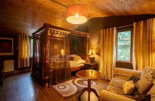 Storwood Villa | Beveren Lodge - Still Rabbit - Hot Tub - Yorkshire