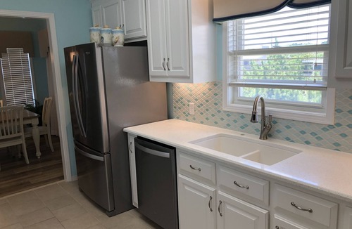 Pine Knoll Shores House | Big Kahuna - Oceanfront (As seen on HGTV Beach Hunters)