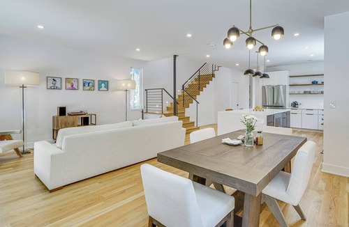 Hillsborough House | Bike to Dtwn Hillsborough! Modern Home w/ Yard