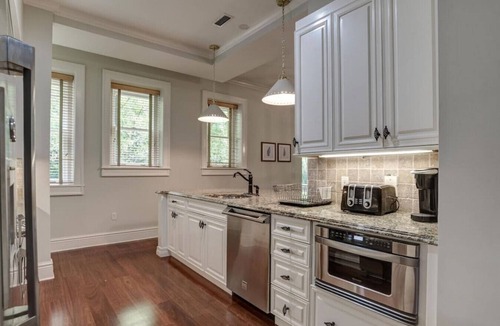 Asheville Condo | Biltmore Village Gem