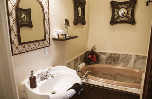 Asheville Bed & Breakfast | Biltmore Village Inn B&B