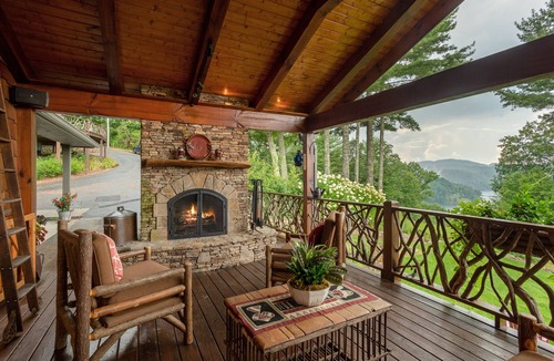 Glenville House | Birds eye view of Lake Glenville and beyond