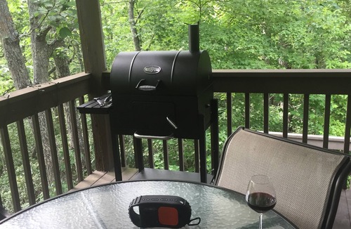 Black Mountain House | Black Bear Retreat for all seasons. Gorgeous fall views from BBR.