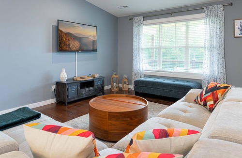 Fairview House | Black Horse Retreat Hot tub/Firepit