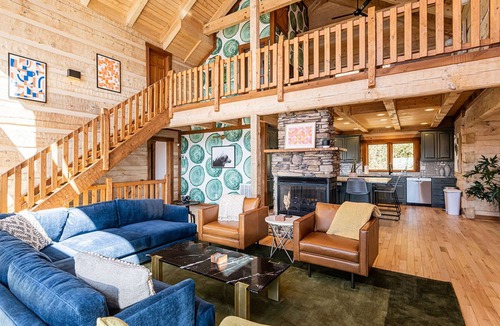 Laurel Ridge House | Black Mountain Retreat: Newly Renovated Luxury, Game Room, VIEWS, Hot Tub