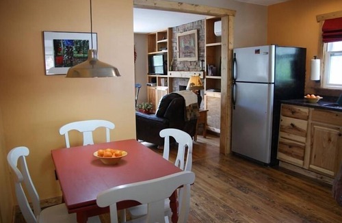 Black Mountain Cabin | Black Mtn.Hideaway: Romantic Mtn.Views, Hot Tub, & Pet Friendly!