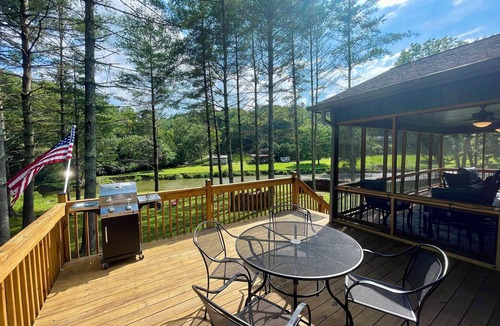 Lansing House | Blessed on the New River