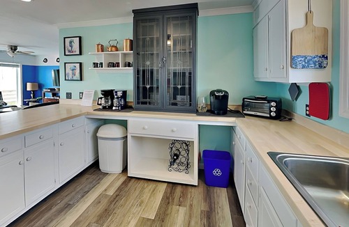 Topsail Beach House | Blue Chip | Ocean Front + Pet Friendly!