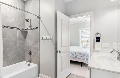 Holden Beach House | Blue Diamond by Pier 42 Vacations Oceanfront Luxury for 30 Guests