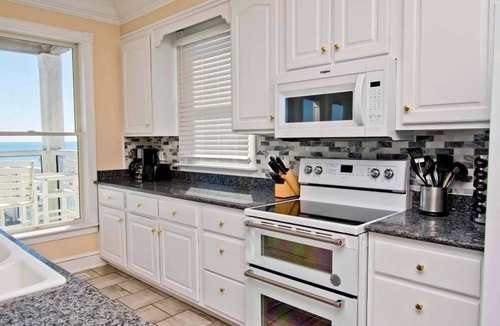 Emerald Isle House | Blue Dolphin, Oceanfront House in Emerald Isle, NC!