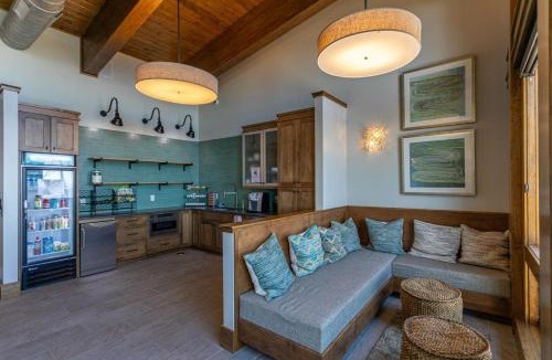 Lenoir House | Blue Ridge Bliss at Blue Ridge Mountain Club