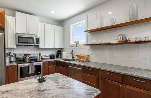 Woodfin House | Blue Ridge House with Hot Tub - 204