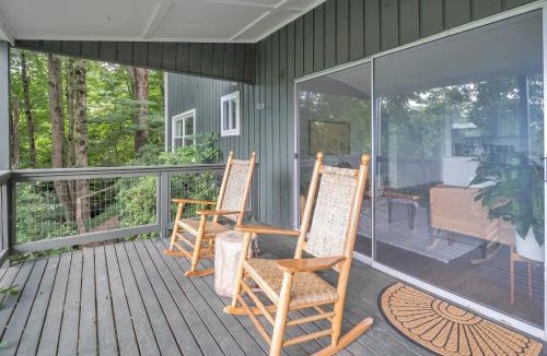 Walker-In-the-Hills House | Blue Ridge Lookout Beautiful Modern Cabin - Nature Hikes and Pets OK cabin