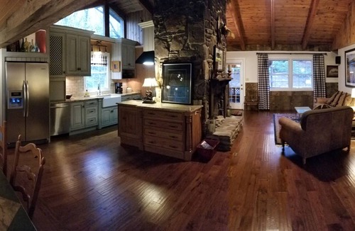 Burnsville Cabin | Blue Ridge Mountain Retreat with Cozy Firepit Terrace. SEE SEPTEMBER SPECIAL!
