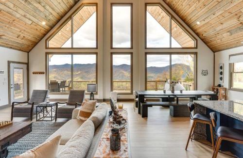 Andrews House | Blue Ridge Mountain-View Cabin with Hot Tub and Deck!