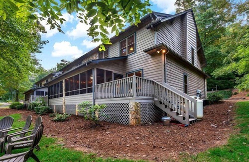 Frank House | Blue Ridge View Pet Friendly, Deck, Grill
