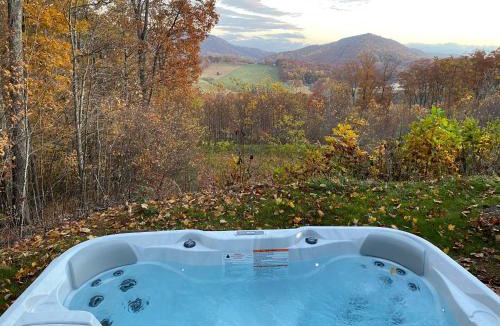 Jefferson House | Blue Sky Cabin - Built in 2023 this 3 bed 2,5 bath home has gorgeous views