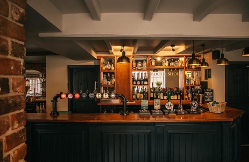 Orston Bed & Breakfast | Boot & Shoe