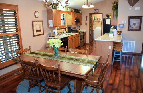 Wears Valley Cabin | Boundary Haven - Great New Hot Tub, Firepit In Beautiful Wears Valley Bordering National Park!