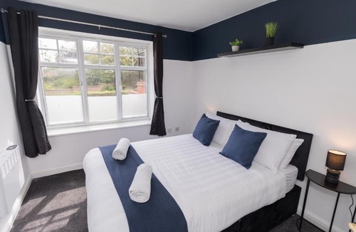 Wolverhampton Apartment | Boutique 2-Bed Apartment in Wolverhampton Centre