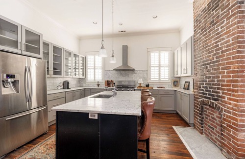 Chestnut Hill House | Boutique Hotel Vibes + 3 Kings + Walkable Neighborhood