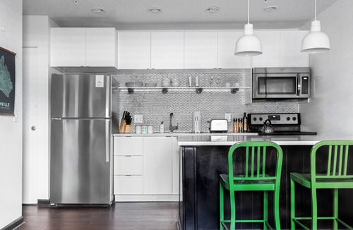Rutledge Hill House | Boutique Suite Walk to 12 South + The Gulch | SoBro Guest House #18
