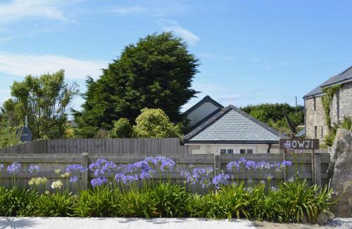 Penzance House | Bowji