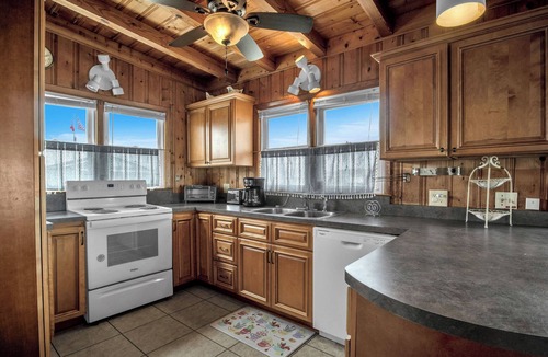 Long Beach House | Boys Oh Boy: Oceanfront House in West Beach