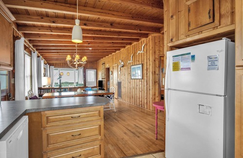 Long Beach House | Boys Oh Boy: Oceanfront House in West Beach