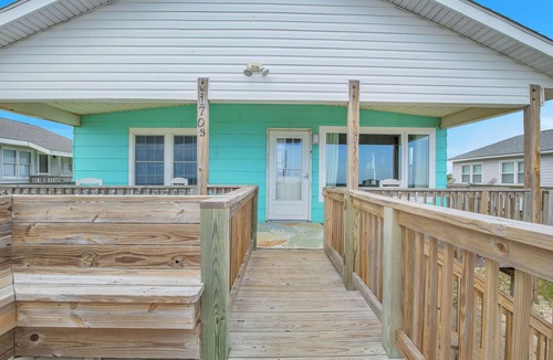 Long Beach House | Boys Oh Boy: Oceanfront House in West Beach