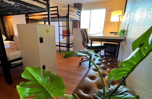 Toddville Road Hostel | Bposhtels Charlotte - Hostel