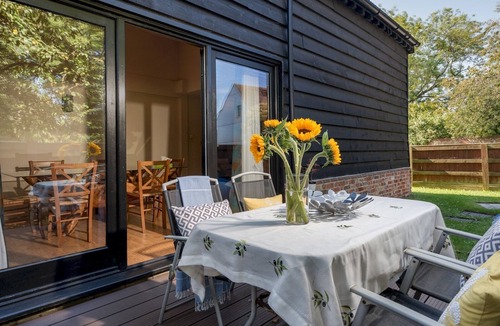 Lacey Green House | Bradenham Barn in The Chiltern Hills - Pass the Keys