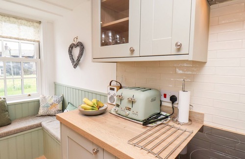 Fylingthorpe Cottage | Braeside