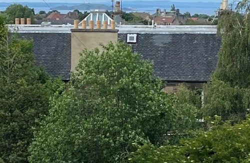 Gifford Apartment | Brand New 1 Bedroom Apartment right beside Arthur's seat